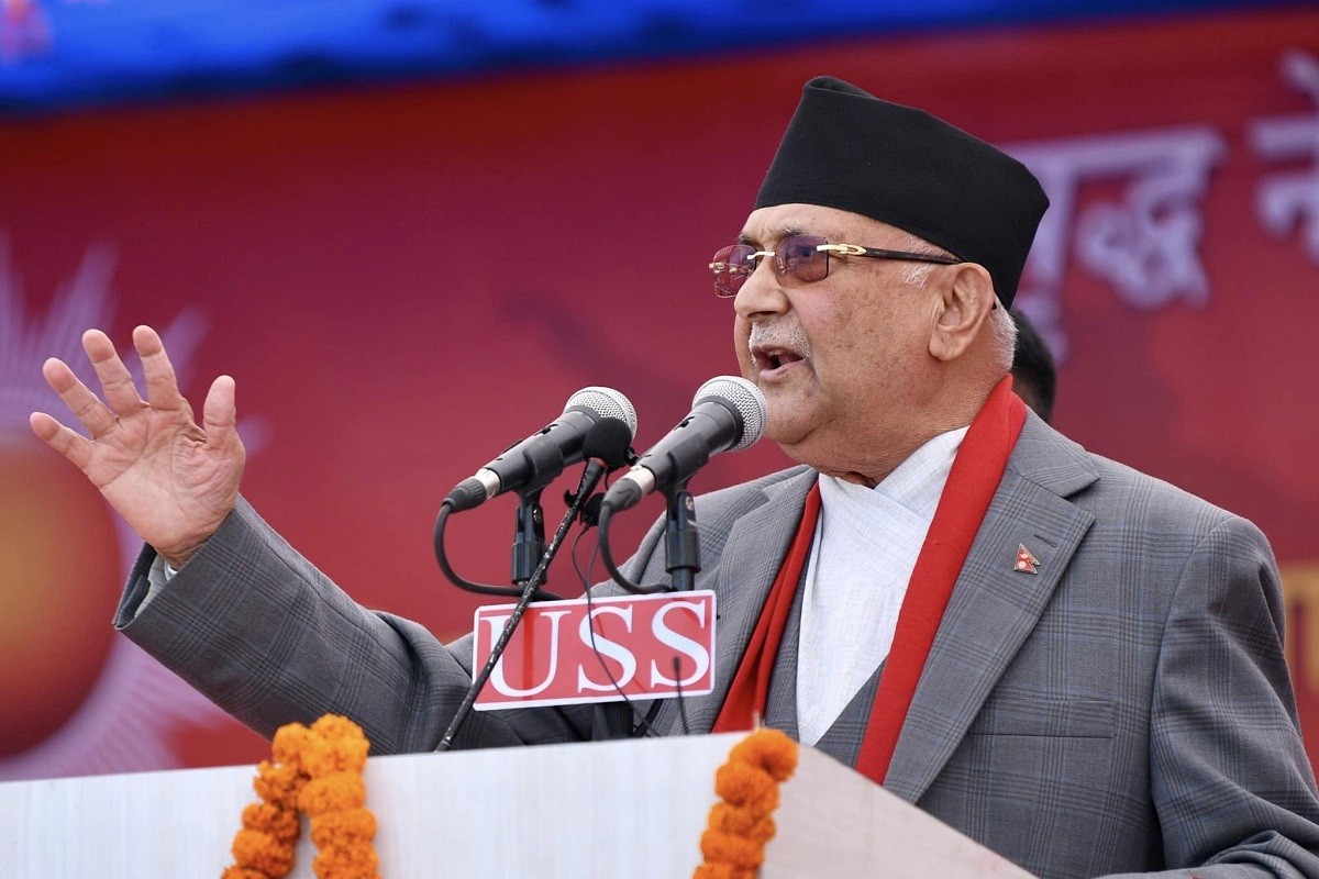 उत्तेजनापूर्ण अभिव्यक्ति नदिन ओलीलाई आयोगको चेतावनी