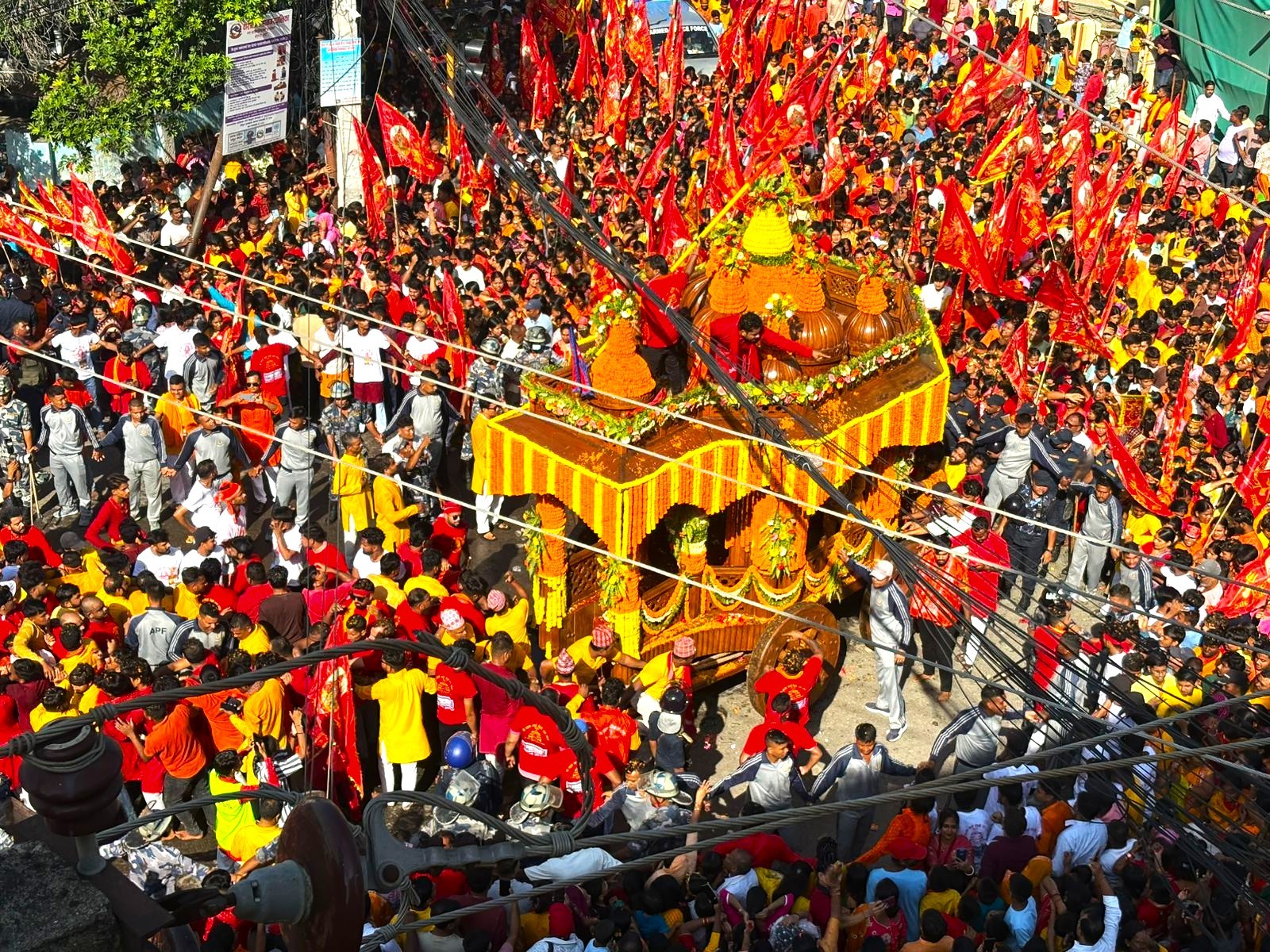 विशाल गहवामाई रथयात्रा भब्य रुपमा सम्पन्न